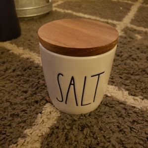 Rae Dunn Salt